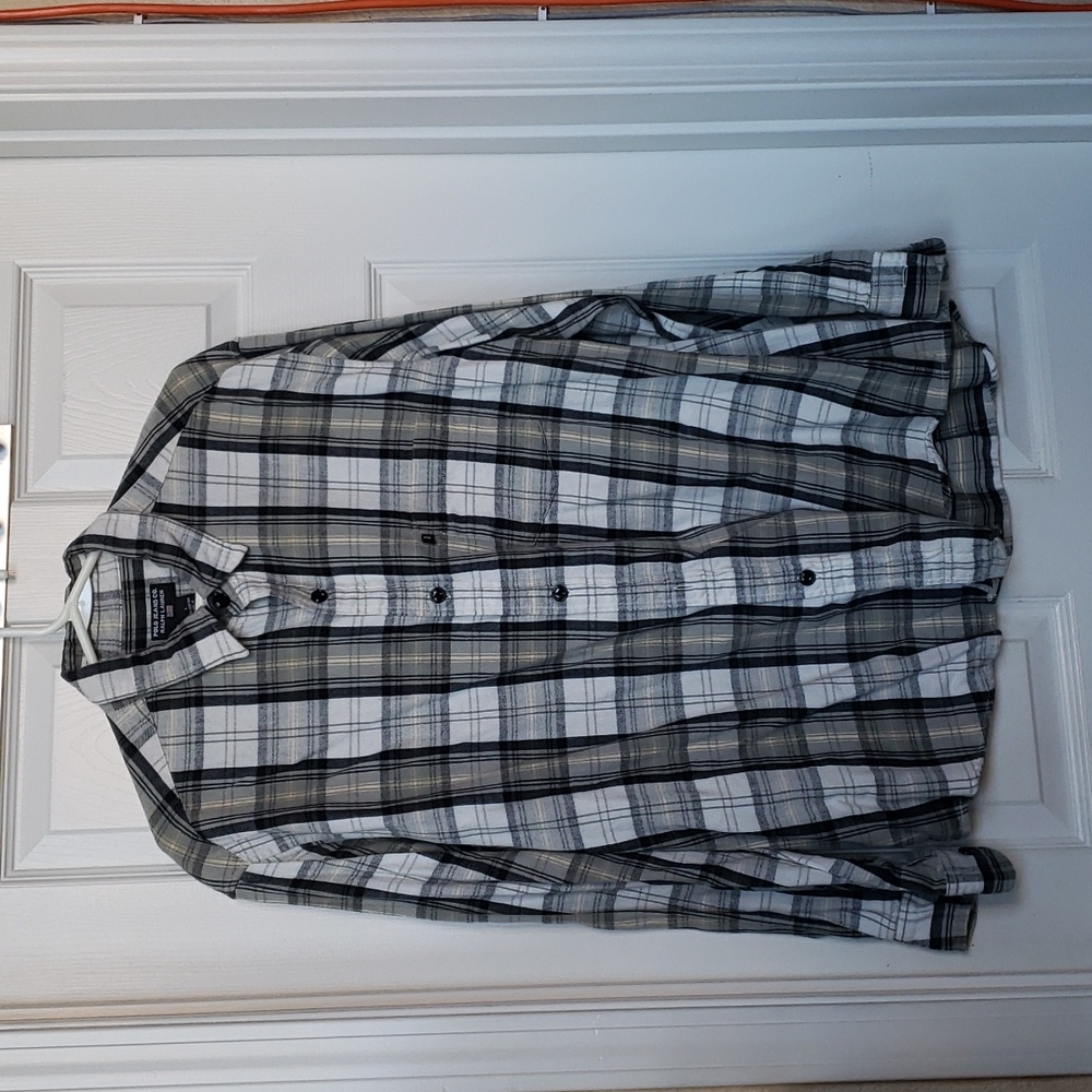A bundle of two Ralph Lauren men button down shirts L